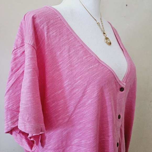 Size XXL Old Navy Hot Pink Short Sleeved V Neck Button Up Front Women's Summer - Picture 8 of 16